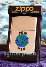 ZF000788 Zippo aansteker POW MIA 2002 - High Polish Chrome