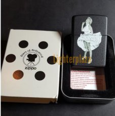 Zippo lighter 2002 MARILYN MONROE WHITE DRESS. STARS OF HOLLYWOOD. Black Matte finish