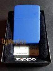 ZC000229 Zippo Regular Royal Blue