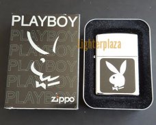 ZD000250PB107 Zippo Playboy Bunny Black & White