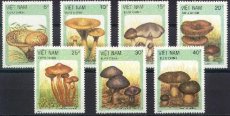 Paddestoelen Set - VIETNAM Uitgiftedatum 30-12-1987 - MINT **