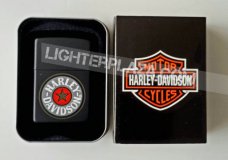 ZN000218HDH320 Zippo Feuerzeug von 2001. Fat Boy- Harley-Davidson